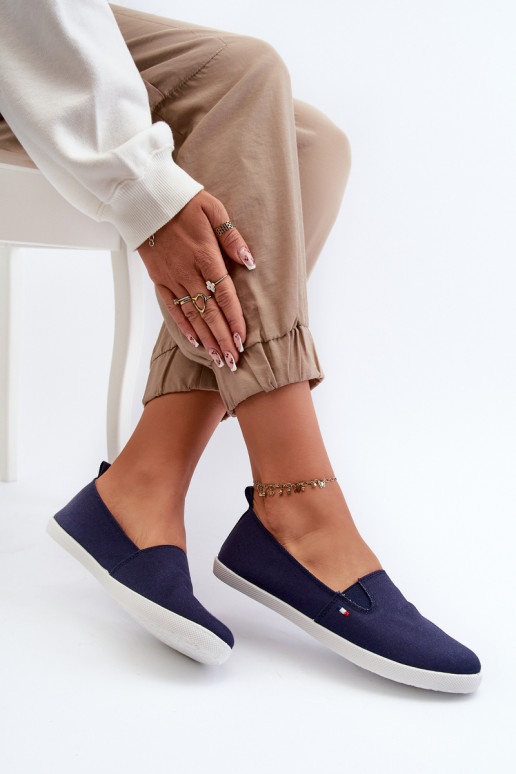 Sportbačiai laisvalaikio batai... Sportbačiai laisvalaikio batai...