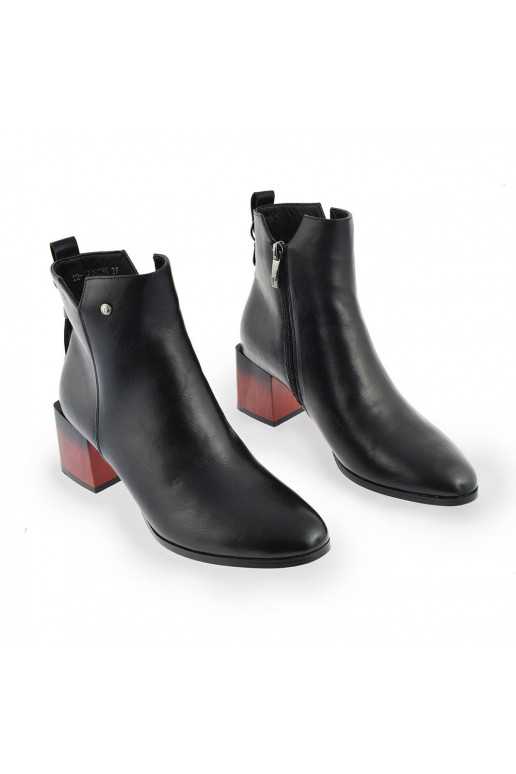 Aulinukai storu kulniuku juodos... Aulinukai storu kulniuku juodos...