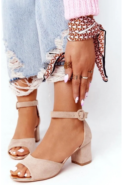 Moteriškos basutės  su kulniukais... Moteriškos basutės  su kulniukais...