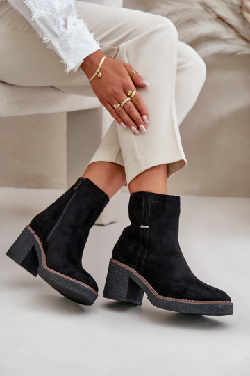 Aulinukai su pašiltinimu viduje iš eko zomšosoĮe juodos spalvos Arkesia