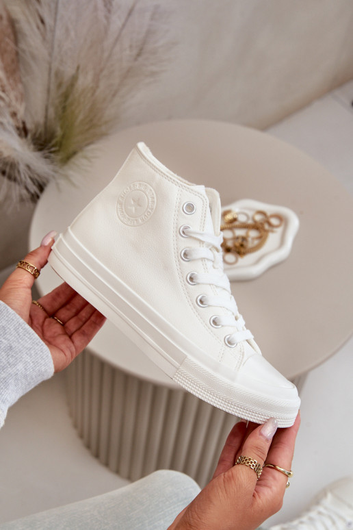 Laisvalaikio bateliai pašiltinti iš eko odos baltos spalvos Big Star OO274932