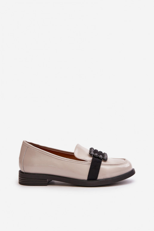 Lakuoti mokasinai Moteriškas su ornamentais pilkos spalvos Vinceza 58389 Lakuoti mokasinai Moteriškas su ornamentais pilkos spalvos Vinceza 58389