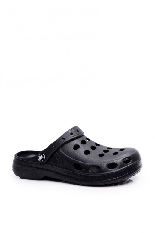 Šlepetės juodos spalvos  EVA Šlepetės juodos spalvos  EVA