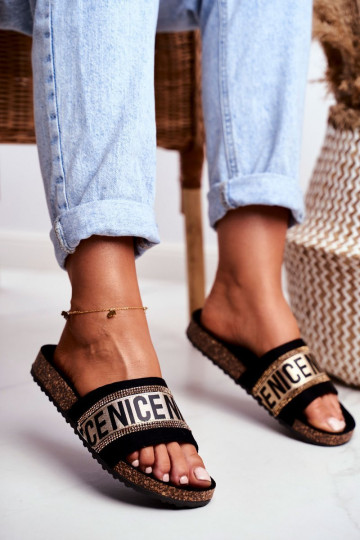 Šlepetės  su tviskančiomis akutėmis Juodos ir-aukso spalvos Be Nice 2