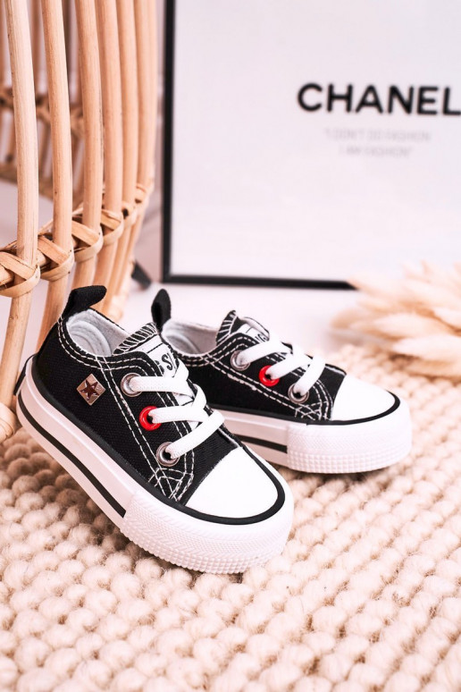 Vaikiški Klasikinio modelio lygiapadžiai sportbačiai BIG STAR HH374194 juodos spalvos Vaikiški Klasikinio modelio lygiapadžiai sportbačiai BIG STAR HH374194 juodos spalvos