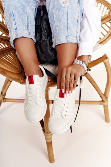 Natūralios odos sportbačiai su dekoratyvinėmis juostelėmis BIG STAR DD274685 baltos spalvos 2