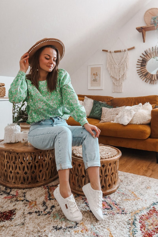 su nėrinių motyvais Sportbačiai BIG STAR W274925 baltos spalvos