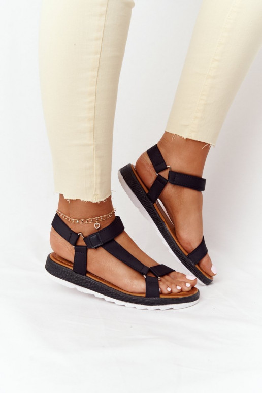 Moteriškos basutės  su guminiais padais juodos spalvos Stranger