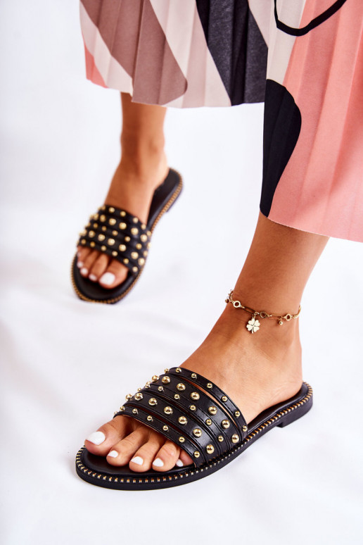 Odinės šlepetės su ornamentais juodos spalvos Brien Odinės šlepetės su ornamentais juodos spalvos Brien