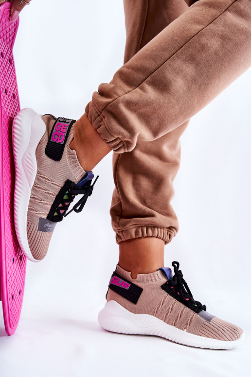 Įsispiriamo modelio Sneakers modelio batai smėlio spalvos Klayra Įsispiriamo modelio Sneakers modelio batai smėlio spalvos Klayra