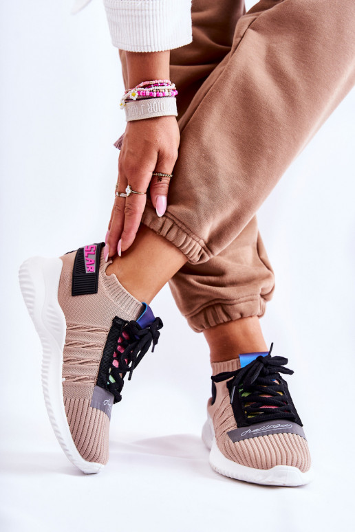Įsispiriamo modelio Sneakers modelio batai smėlio spalvos Klayra Įsispiriamo modelio Sneakers modelio batai smėlio spalvos Klayra