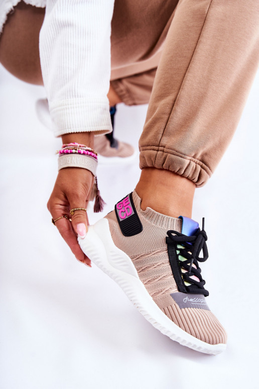 Įsispiriamo modelio Sneakers modelio batai smėlio spalvos Klayra Įsispiriamo modelio Sneakers modelio batai smėlio spalvos Klayra