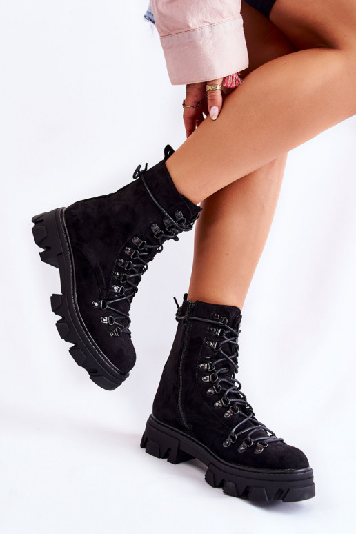 pašiltinti iš zomšos masyvūs aulinukai su dirželiais juodos spalvos Pierro pašiltinti iš zomšos masyvūs aulinukai su dirželiais juodos spalvos Pierro