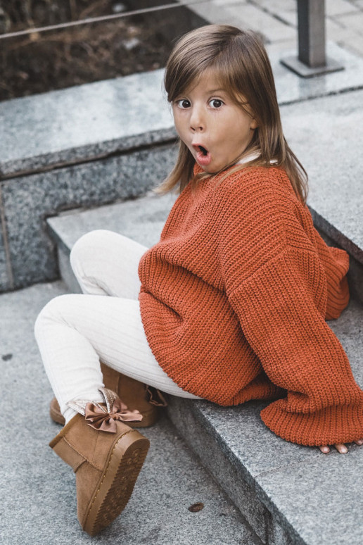 Vaikiški pašiltinti sniego batai su kaspinėliais rudos spalvos Meriva Vaikiški pašiltinti sniego batai su kaspinėliais rudos spalvos Meriva