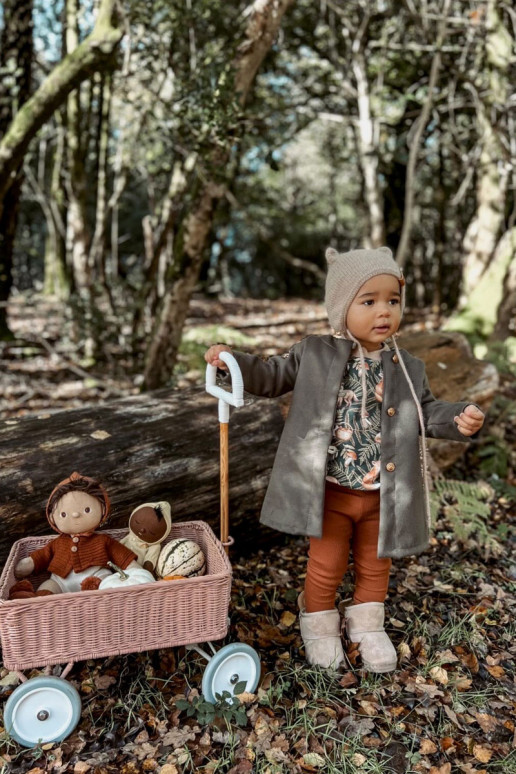 Vaikiški pašiltinti sniego batai su kaspinėliais smėlio spalvos Meriva Vaikiški pašiltinti sniego batai su kaspinėliais smėlio spalvos Meriva