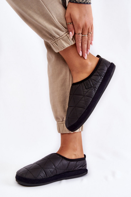 Įsispiriamo modelio šlepetės  Big Star KK274606 juodos spalvos Įsispiriamo modelio šlepetės  Big Star KK274606 juodos spalvos