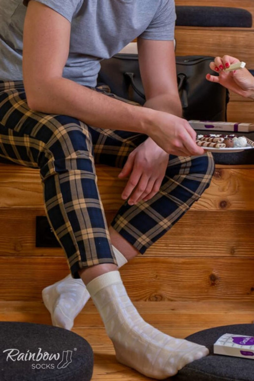 Spalvotos kojinės dėžutėje  1pora