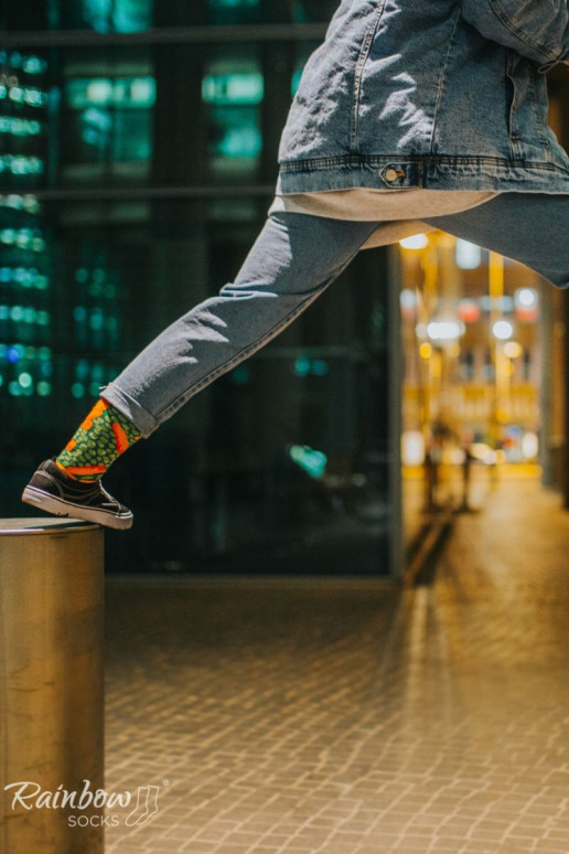 Spalvotos kojinės dėžutėje  2 poros