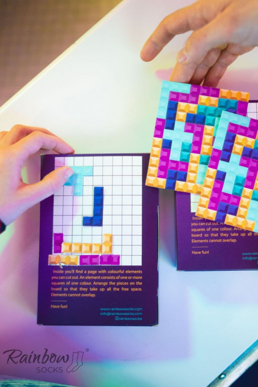 Spalvotos kojinės dėžutėje  2 poros Spalvotos kojinės dėžutėje  2 poros