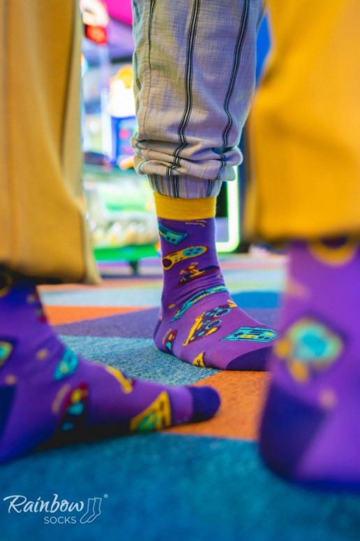 Spalvotos kojinės dėžutėje  2 poros Spalvotos kojinės dėžutėje  2 poros