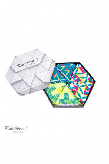 Spalvotos kojinės su geometriniais raštais 3 poros
