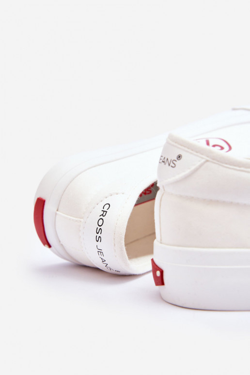 Sportbačiai Cross Jeans LL2R4043 baltos spalvos Sportbačiai Cross Jeans LL2R4043 baltos spalvos