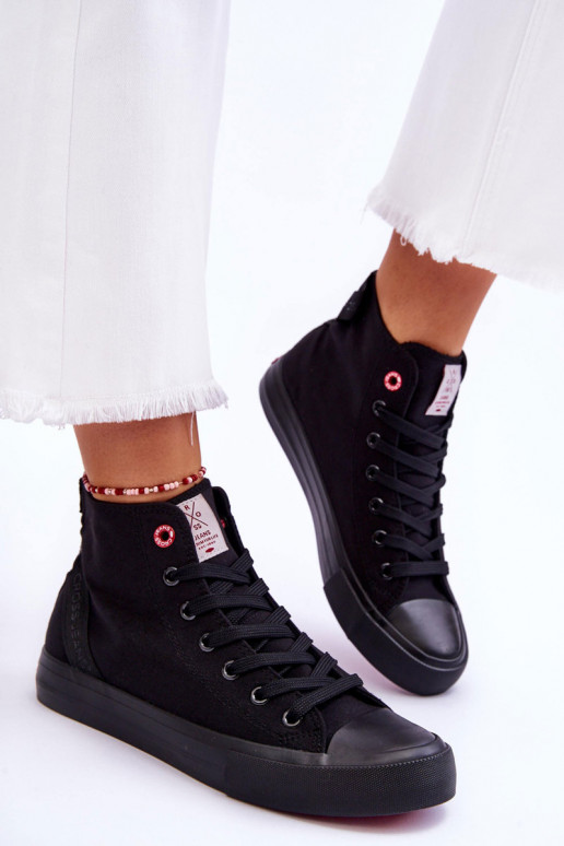 Klasikinio modelio laisvalaikio batai su auliuku Cross Jeans LL2R4088C juodos spalvos Klasikinio modelio laisvalaikio batai su auliuku Cross Jeans LL2R4088C juodos spalvos