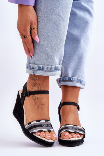 Patogios platforminės basutės Big Star LL274877 juodos spalvos