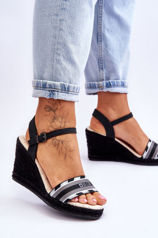 Patogios platforminės basutės Big Star LL274877 juodos spalvos Patogios platforminės basutės Big Star LL274877 juodos spalvos