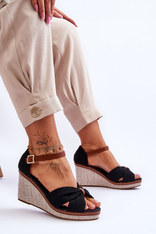 Moteriškos basutės  juodos spalvos Daphne Moteriškos basutės  juodos spalvos Daphne