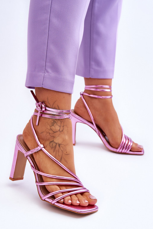 Elegantiškos aukštakulnės basutės su dirželiais rožinės spalvos Tessoro