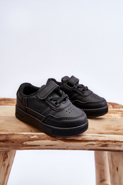 Vaikiški klasikinio modelio sportiniai bateliai juodos spalvos Marlin Vaikiški klasikinio modelio sportiniai bateliai juodos spalvos Marlin