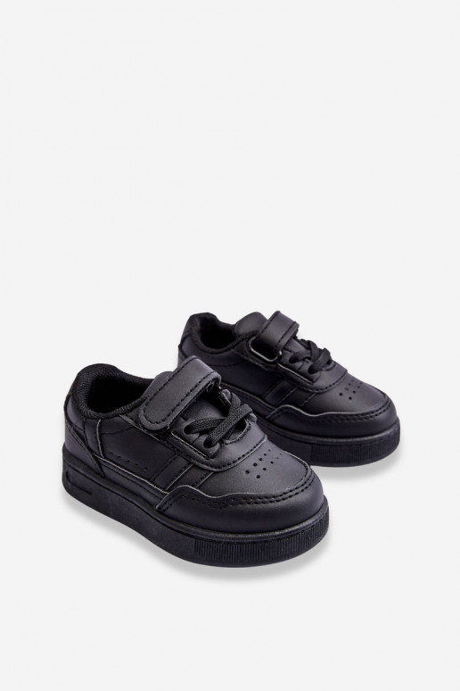 Vaikiški klasikinio modelio sportiniai bateliai juodos spalvos Marlin Vaikiški klasikinio modelio sportiniai bateliai juodos spalvos Marlin