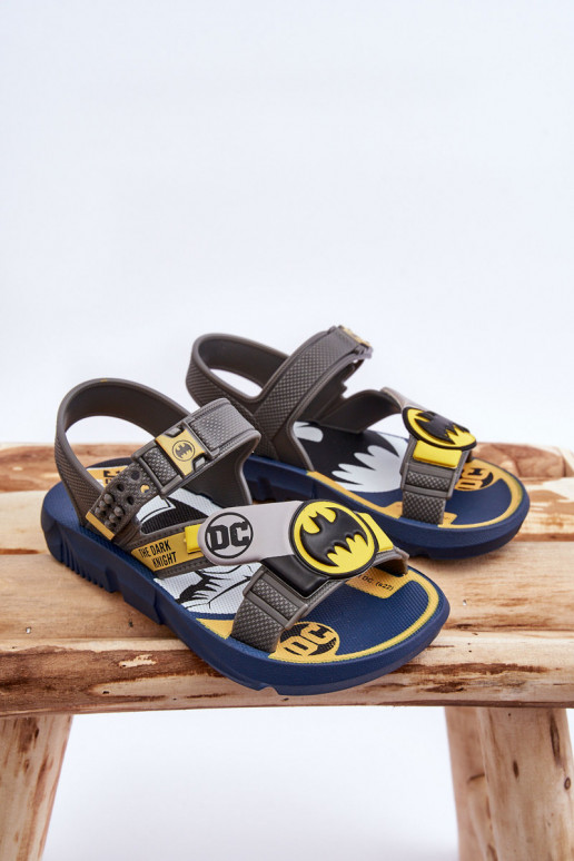 Vaikiškos basutės Batman Grendene Kids JJ385049 pilkos spalvos Vaikiškos basutės Batman Grendene Kids JJ385049 pilkos spalvos