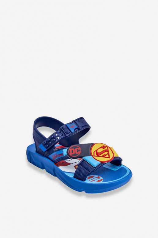 Vaikiškos basutės Superman Grendene Kids JJ385050 mėlynos spalvos Vaikiškos basutės Superman Grendene Kids JJ385050 mėlynos spalvos