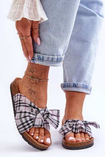 Šlepetės su kaspinais su platforma pilkos spalvos Vero 2