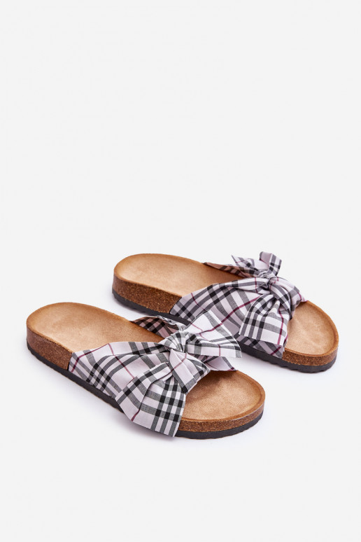 Šlepetės su kaspinais su platforma pilkos spalvos Vero Šlepetės su kaspinais su platforma pilkos spalvos Vero