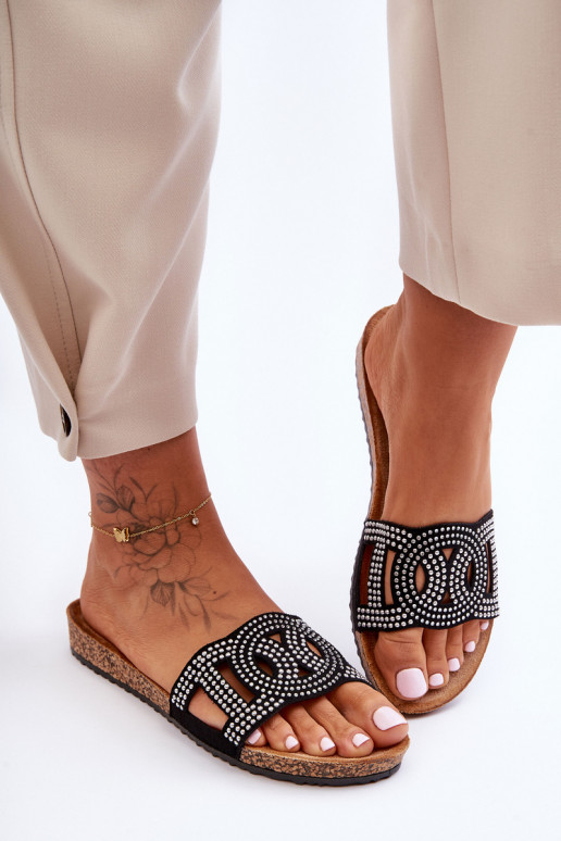 Moteriškos Šlepetės Dekoruotos Smeigės juodos spalvos Evelins Moteriškos Šlepetės Dekoruotos Smeigės juodos spalvos Evelins