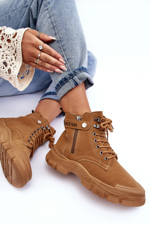 pašiltinti iš zomšos Moteriški aulinukai rudos spalvos Jailina