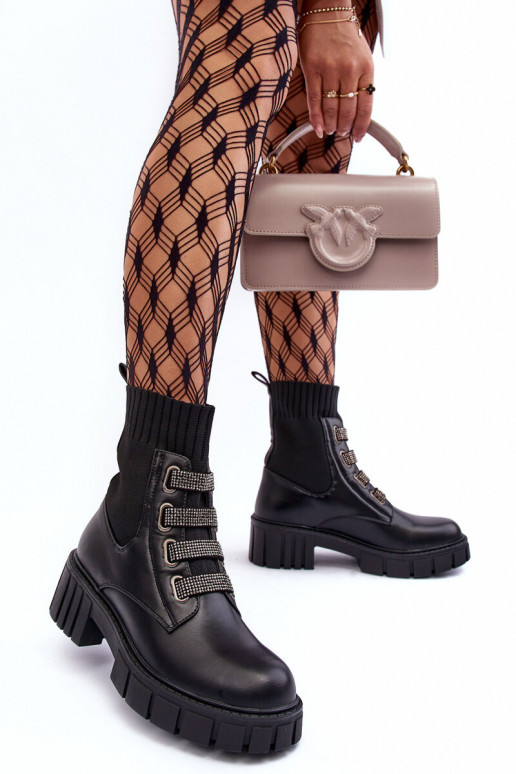 aulinukai su elastinga viršutine dalimi juodos spalvos Kasseis