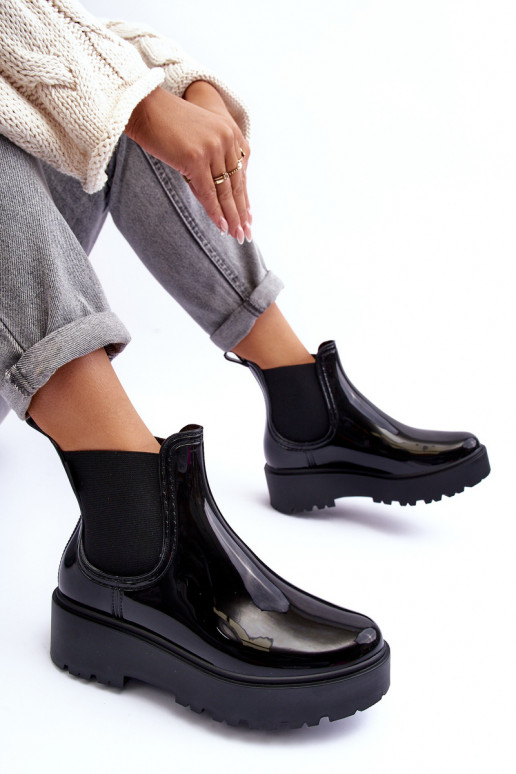 su lako efektu Guminiai batai Aulinukai su platforma Big Star MM274395 juodos spalvos su lako efektu Guminiai batai Aulinukai su platforma Big Star MM274395 juodos spalvos