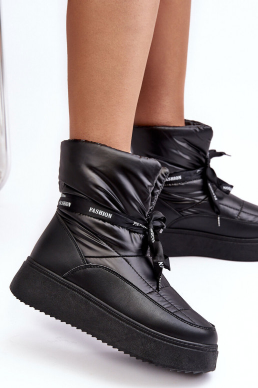 sniego batai    Wiązaniem juodos spalvos Siracna sniego batai    Wiązaniem juodos spalvos Siracna