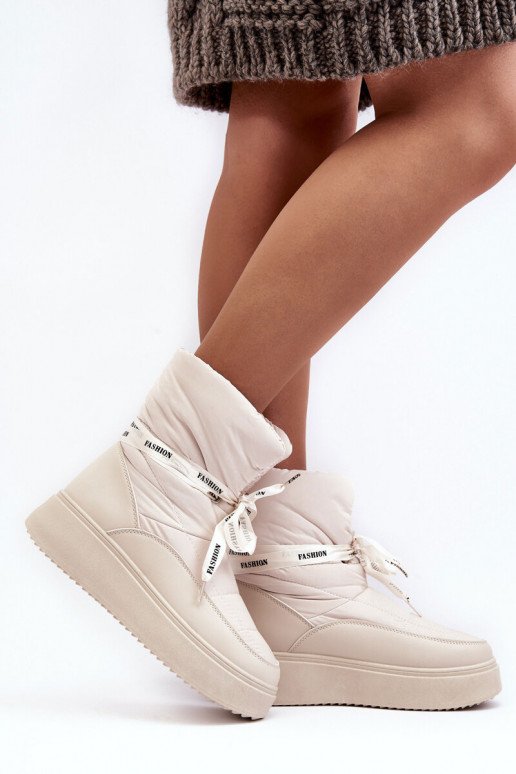 sniego batai    Wiązaniem dramblio kaulo spalvos Siracna