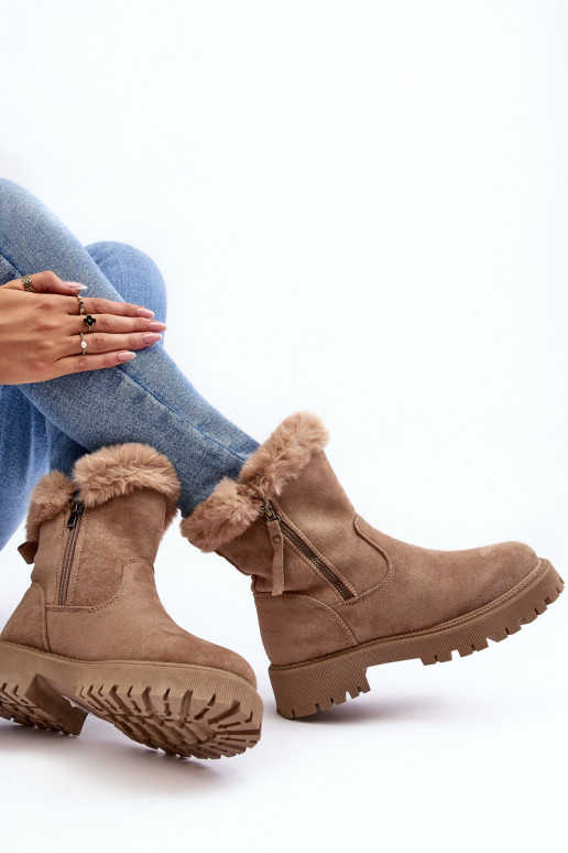 Aulinukai iš zomšos   su kailiuku smėlio spalvos Hasiva Aulinukai iš zomšos   su kailiuku smėlio spalvos Hasiva