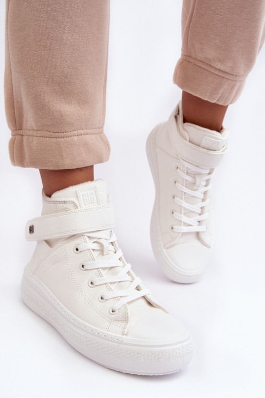 Laisvalaikio bateliai pašiltinti su platforma Big Star baltos spalvos MM274006