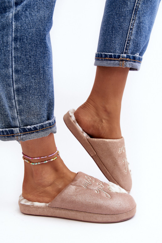 su blizgesiu Šlepetės   rožinės spalvos Geraja su blizgesiu Šlepetės   rožinės spalvos Geraja