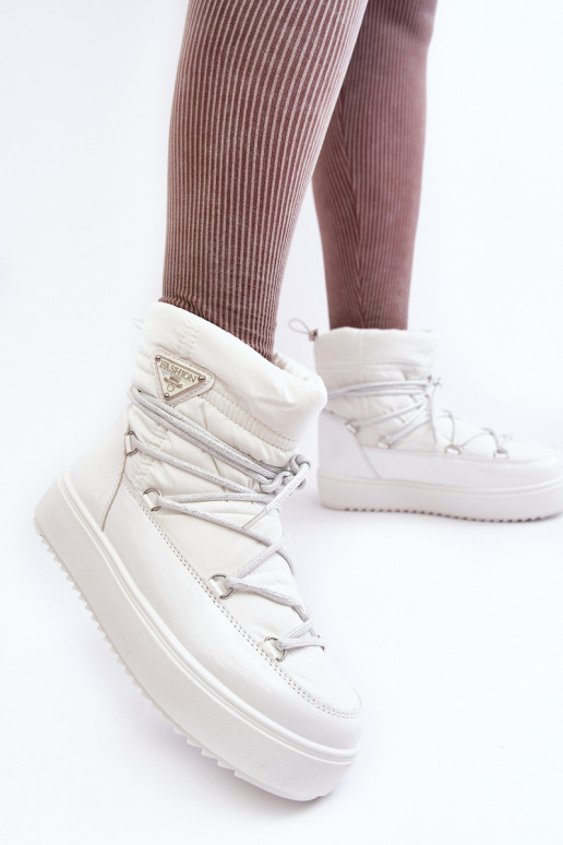sniego batai su platforma ir stilingomis detalėmis baltos spalvos Fleure sniego batai su platforma ir stilingomis detalėmis baltos spalvos Fleure