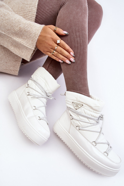 sniego batai su platforma ir stilingomis detalėmis baltos spalvos Fleure sniego batai su platforma ir stilingomis detalėmis baltos spalvos Fleure