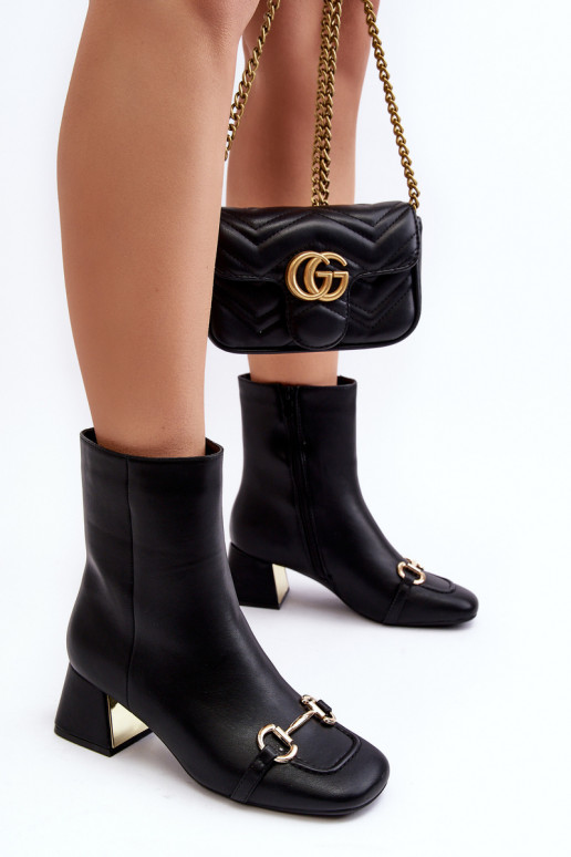 Aulinukai su kulniukais su ornamentais juodos spalvos Adinah Aulinukai su kulniukais su ornamentais juodos spalvos Adinah