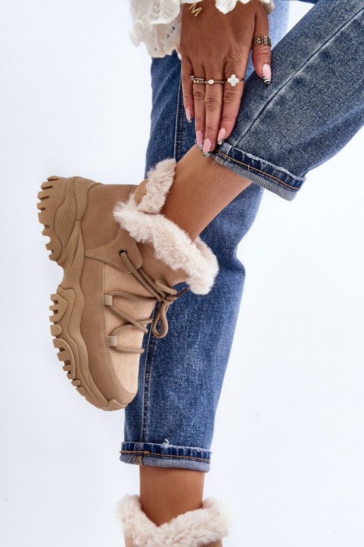 Moteriški aulinukai su kailiuku smėlio spalvos Cresandi Moteriški aulinukai su kailiuku smėlio spalvos Cresandi